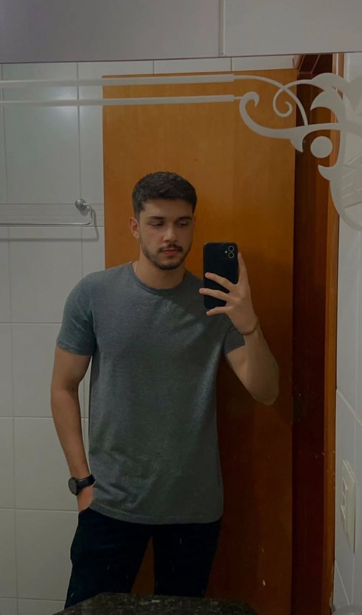 <em>Luis Alberto L.</em>